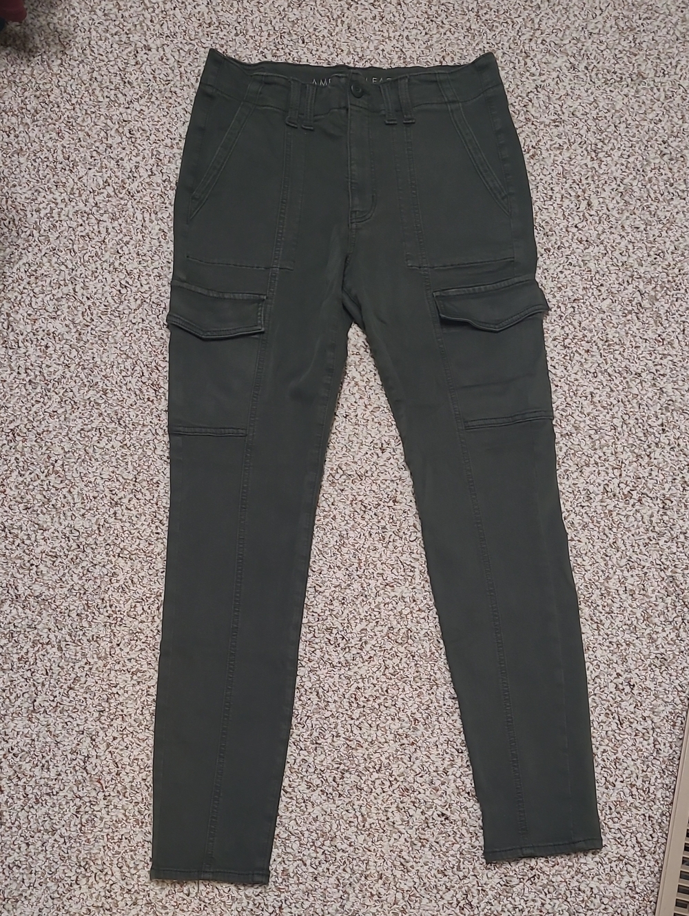 Size 12 Long Green AE Hi-Rise Cargo Jegging